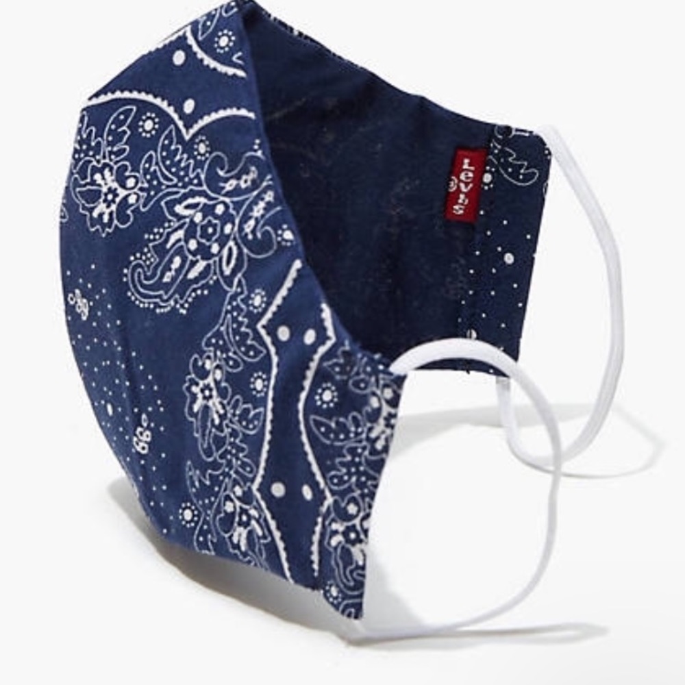 NEW Levi's Reusable Reversible Printed Face mask